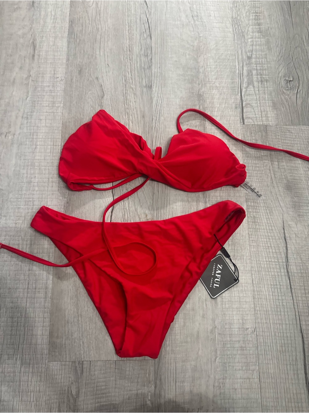 Zaful Bright Red Twist-Front Bikini